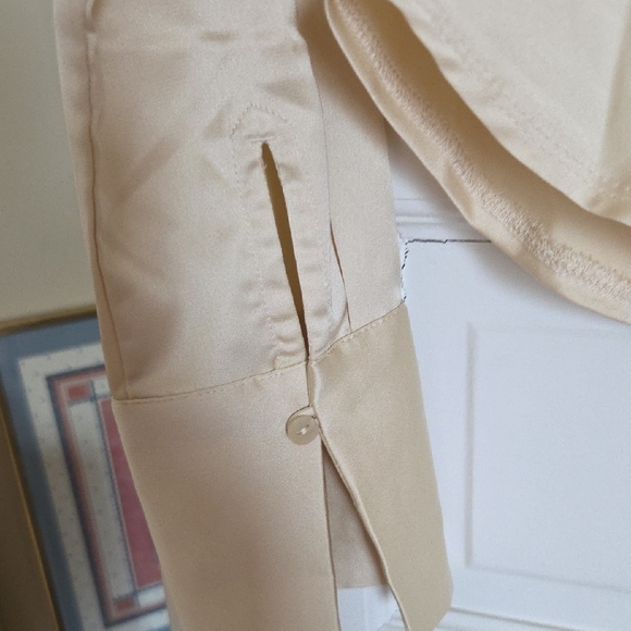 Blouse - Picture 4 of 5